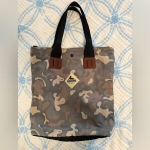 Gregory camo tote bag like new